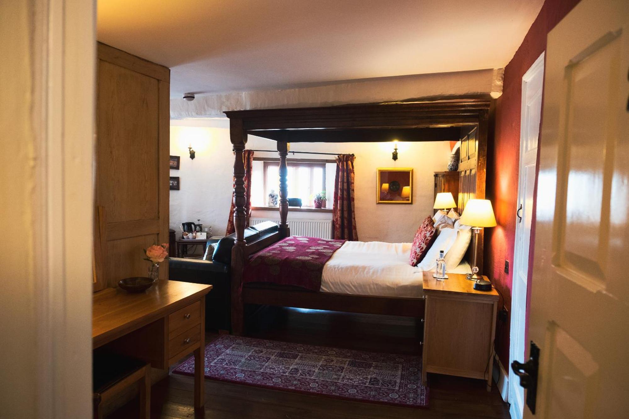 Kings Arms Inn Abergavenny